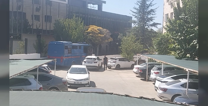 Menteşe'de molotoflu saldırı: 2 çocuk adliyeye sevk edildi