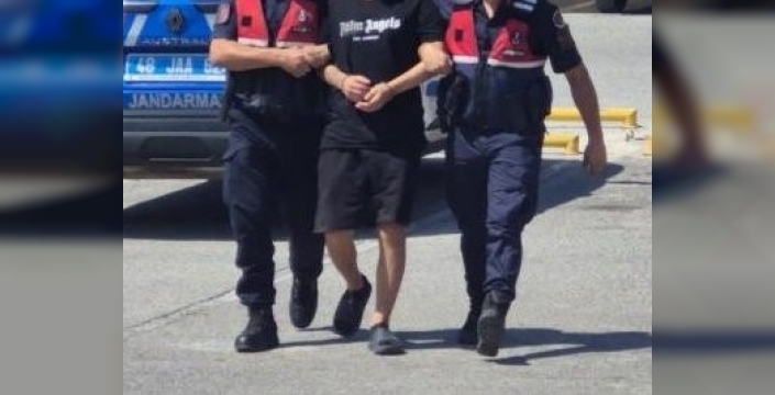 Muğla'da uyuşturucu ve kaçak alkol operasyonu: 139 kenevir tohumu ve 1912 gram kubar esrar ele geçirildi