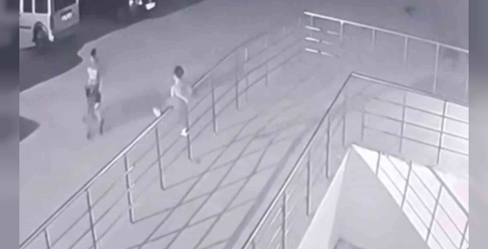 Polatlı'da korkuluktan düşen 2 yaşındaki çocuk ağır yaralandı