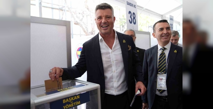 Sadettin Saran Fenerbahçe'de oyunu kullandı