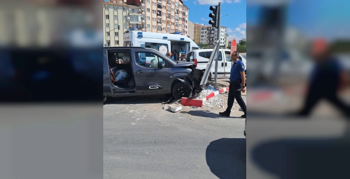 Sungurlu'da üç araç kazası: 2 yaralı