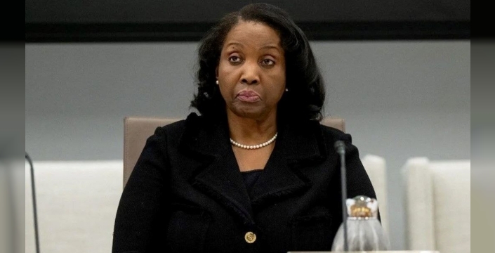 ABD Yüksek Mahkemesi: Lisa Cook, Trump'ın kovma talebi duruşmasına kadar görevde kalacak