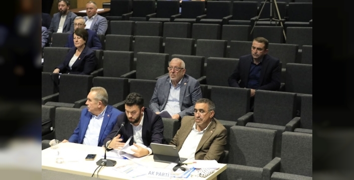 Ak Parti Bergama İlçe Başkanı Şahin: Belediye Başkanı Çelik'in SGK Açıklaması Gerçeği Yansıtmıyor