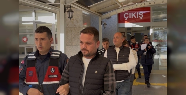 Aksarayda polise yumruklu saldırı: 3 kişi tutuklandı!