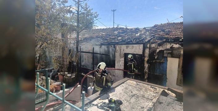 Ankara'da tüp patlaması gecekonduyu küle çevirdi: Can kaybı yok