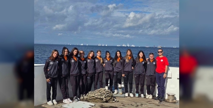 Armada Praxis Yalıkavak'ın hentbolcuları The Bodrum Cup'ta denizle tanıştı