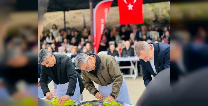 Bilecik'te 8. Kızıldamlar Kestane Kabağı Festivali: Kabak Soyma Yarışması'nda renkli anlar