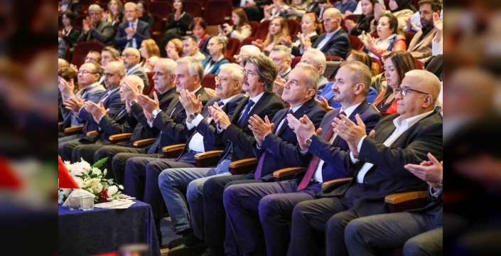 BUÜ sempozyumunda mesleki eğitimin geleceği tartışıldı