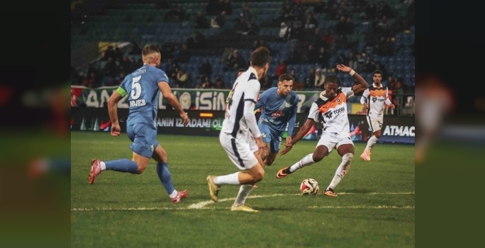 Çaykur Rizespor ve Başakşehir, golsüz berabere kaldı
