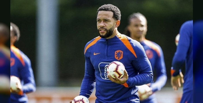 Corinthianslı futbolcu Memphis Depay'ın Brezilya'da pasaportu çalındı
