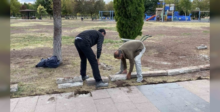 Dede Korkut Parkı'nda bakım ve onarım çalışmaları başladı