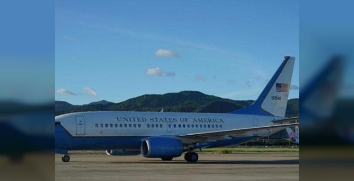 Delta uçakları LaGuardia Havalimanı'nda çarpıştı: Bir görevli yaralandı