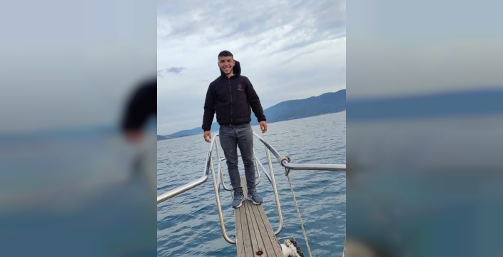 Denizli'de dereye uçan otomobildeki iki genç hayatını kaybetti