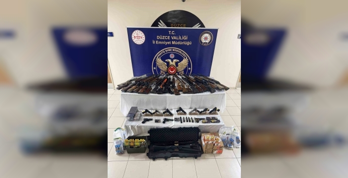 Düzce'de sosyal medya operasyonu: 24 kişi yakalandı