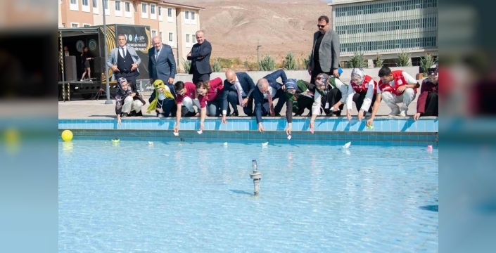 Erzincan Binali Yıldırım Üniversitesi'nde Filistin'e Destek İçin Öğrenci Etkinliği