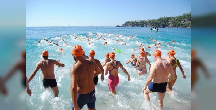 Fethiye Sporfest yüzme yarışları heyecanı: 1480 sporcu kulaç attı