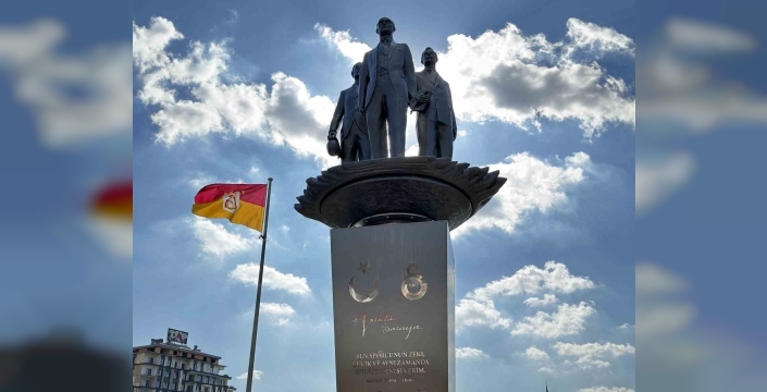Galatasaray'dan anlamlı anıt: Atatürk, Fikret ve Ali Sami Yen bir arada