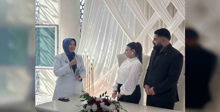 Genç çiftlerin nikahına destek: Bakan Yardımcısı Yenigün şahitlik etti