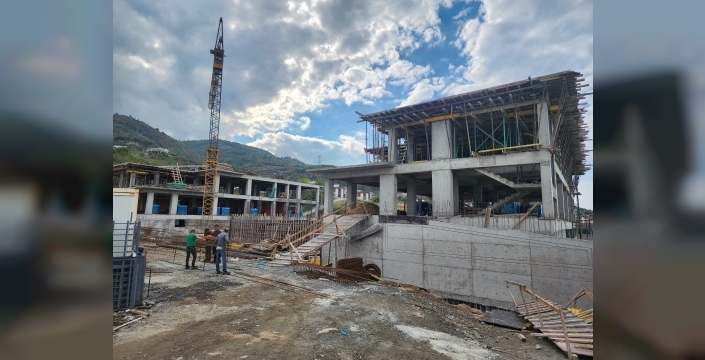 Gölcük'te iki okul kasım ara tatilinde eğitime başlıyor