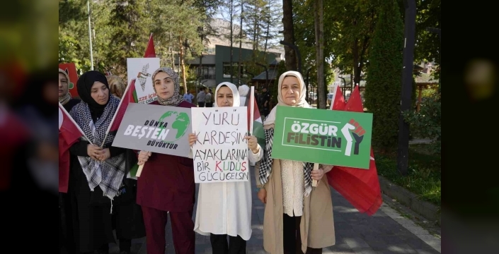 Gümüşhane'de 'Gazze İçin Sessiz Çığlık' yürüyüşü