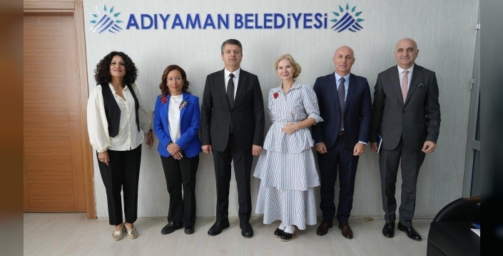 İsveç Büyükelçisi Adıyaman'da Belediye Başkanı Tutdere'yi Ziyaret Etti