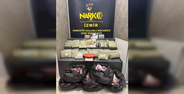 İzmirde metruk evde uyuşturucu deposu: 28 kilo esrar ve kokain ele geçirildi