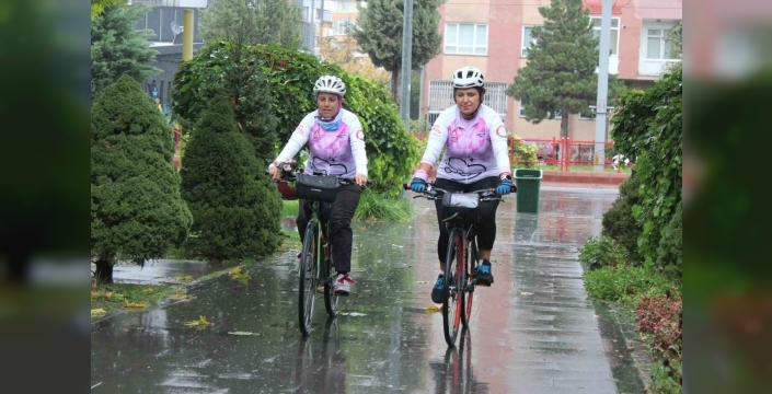 Kanser hastalarına moral turu: Konya'dan başlayıp Kayseri'ye ulaştılar