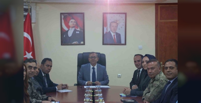 Kars'ta kadına yönelik şiddetle mücadele toplantısı yapıldı