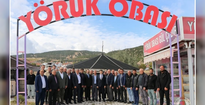 Keçiborlu'da muhtarlar günü buluşması: Başkan Parlak'tan iş birliği mesajı