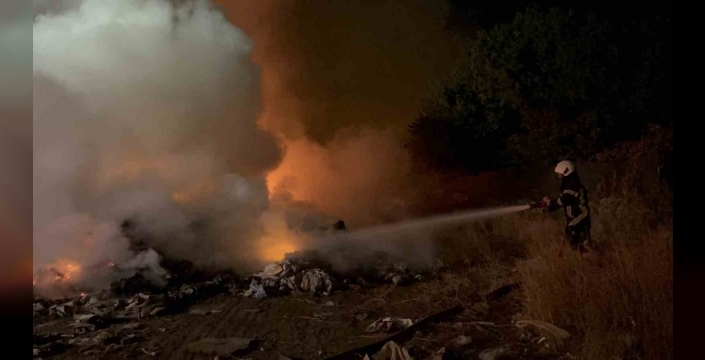 Kocasinan'da atık yangını eve sıçramadan kontrol altına alındı