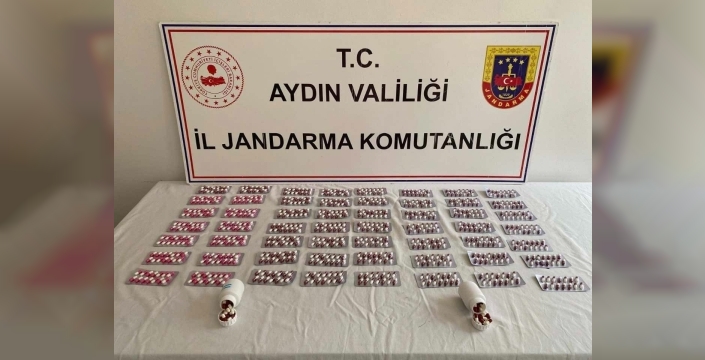 Kuşadası'nda otobüs operasyonu: Bavuldan yüzlerce sentetik hap çıktı