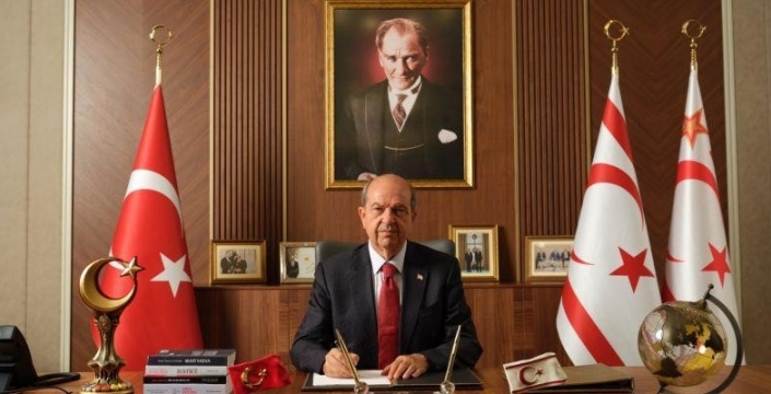 Kuzey Kıbrıs Cumhurbaşkanı Tatar'dan Rum Liderine Tepki: 'Türkiye'yi Kimse Dışlayamaz'