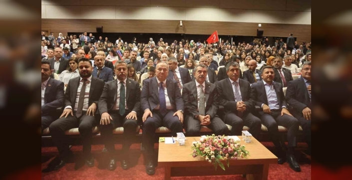 Milli Eğitim Bakanı Tekin: Sanat yoluyla vatan sevgisi aşılanacak