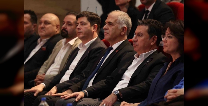Muğlada demokrasi ve felsefe sempozyumu: Düşünce özgürlüğü vurgusu yapıldı
