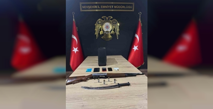 Nevşehir'de DEAŞ'la bağlantılı iki kişi operasyonla yakalandı
