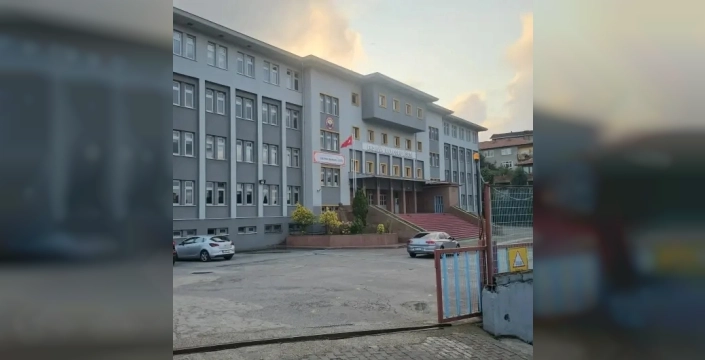 Okul tuvaletinde sigara kavgası: Çene kırıldı, genç tutuklandı