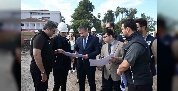 Osmaniye'de deprem sonrası yeniden yapılanma hızlandı: Yeni ticaret merkezi yıl sonunda tamamlanacak