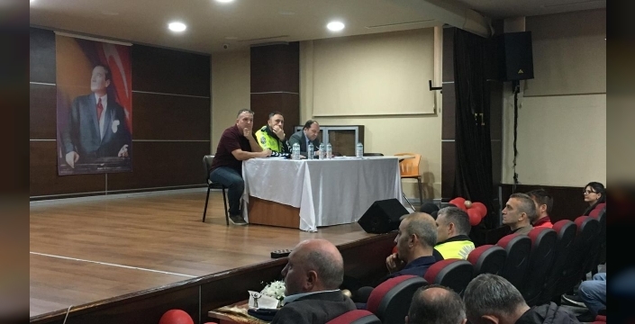 rize'de servis sürücüleri ve rehberlere taşıma yönetmeliği eğitimi