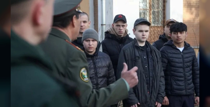 Rusya'da öğrencilerin 'geleneksel değerlere bağlılığı' mobil uygulama ile ölçülecek