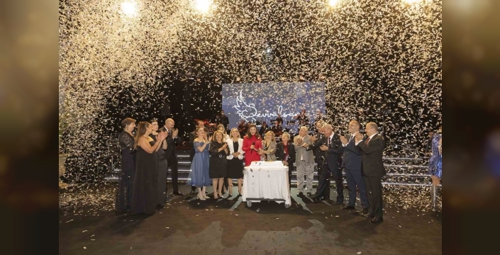 Sanko okulları, eğitimdeki 25'inci yılını kutladı