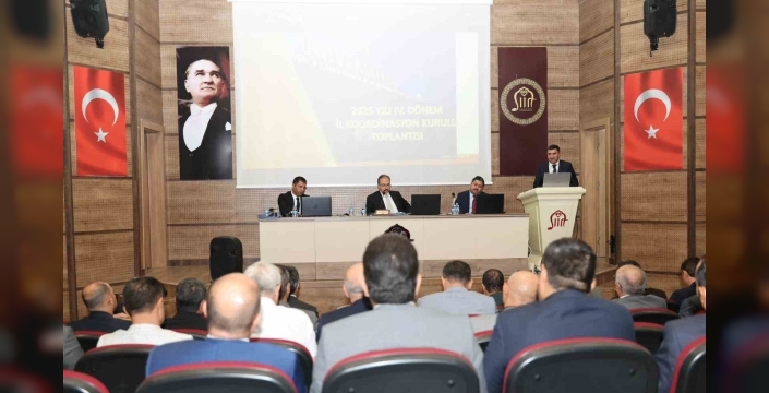 Siirt'te 2025 yılı il koordinasyon ve taşkın koruma toplantısı yapıldı