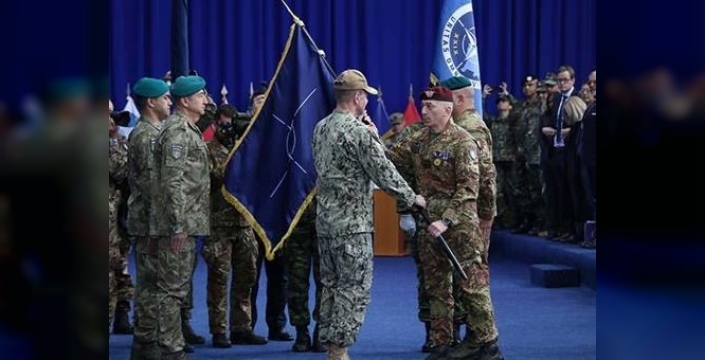 Tümgeneral Özkan Ulutaş, KFOR Komutanlığı Görevini Devraldı