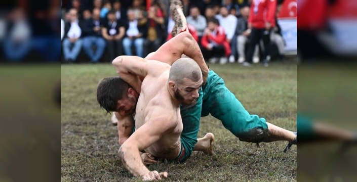Türk pehlivanlar dünya karakucak güreşinde zirvede