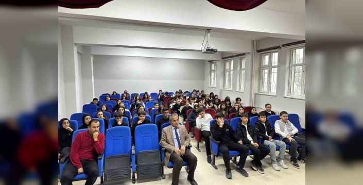 Van'da liselerde '5 Soru ve 5 Cevap' temalı konferanslar başladı