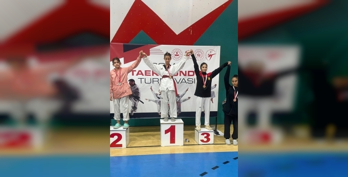 Yunusemre tekvandocuları Somada 4 madalya kazandı