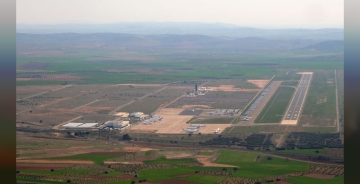 1.1 milyar euroluk hayal kırıklığı: İspanya'da dev havalimanı çürümeye terk edildi!