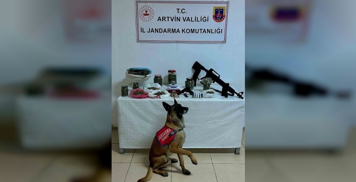 Artvin’de nefes kesen operasyon: Uyuşturucu, silah ve mühimmat yakalandı! Bir kişi tutuklandı!