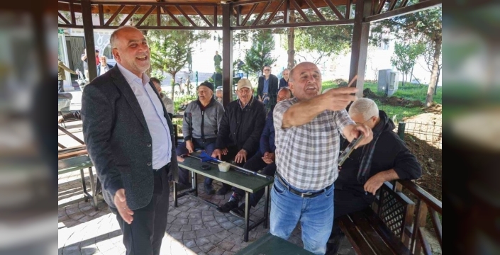 Başkan Sandıkçı: Hemşehrilerimizle dayanışma içinde çalışmalarımıza hız kesmeden devam ediyoruz