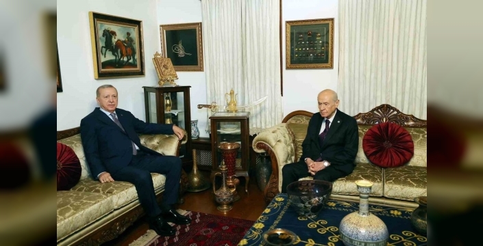 Beytepe'de gizemli 40 dakika: Erdoğan ve Bahçeli'nin basına kapalı görüşmesinin perde arkası aralanıyor!
