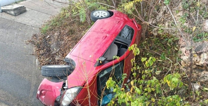 Bilecik'te feci kaza: Takla atan araçta 3 yaralı!